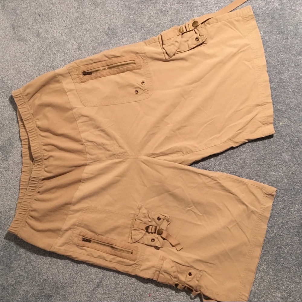 Mimi maternity shorts